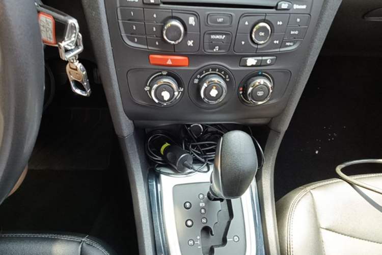Used Citroen C4L 2014 1.8L Intelligent Drive Automatic Enjoyment Model Gear Lever