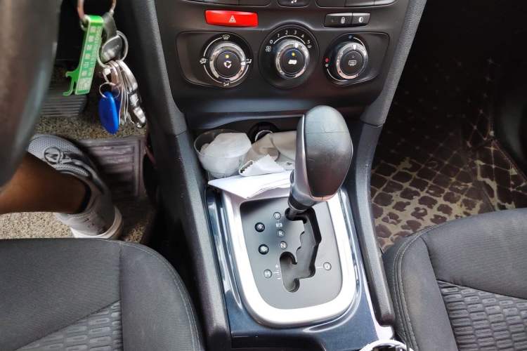 Used Citroen C4L 2014 1.8L Intelligent Drive Automatic Enjoyment Model Gear Lever