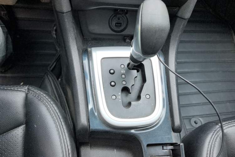 Used Citroen C4L 2014 1.8L Intelligent Drive Automatic Enjoyment Model Gear Lever