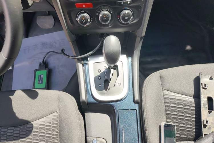 Used Citroen C4L 2014 1.8L Intelligent Drive Automatic Enjoyment Model Gear Lever