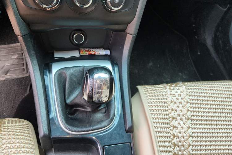 Used Citroen C4L 2014 1.8L Intelligent Drive Manual Enjoyment Model Gear Lever