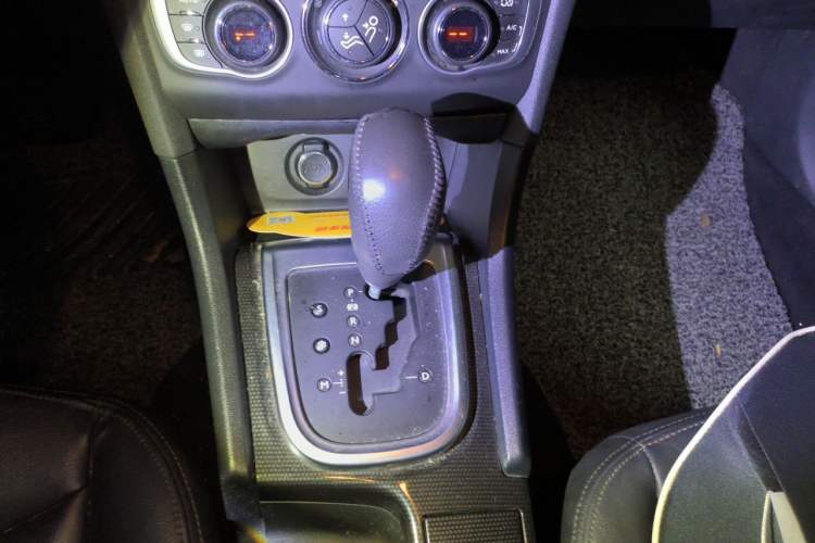 Used Citroen C4L 2014 1.8L Intelligent Drive Automatic Dynamic Model Gear Lever