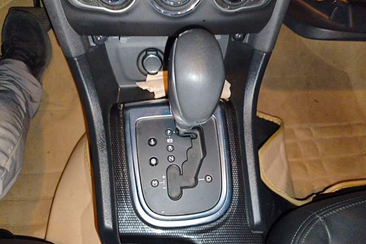 Used Citroen C4L 2014 1.8L Intelligent Drive Automatic Dynamic Model Gear Lever