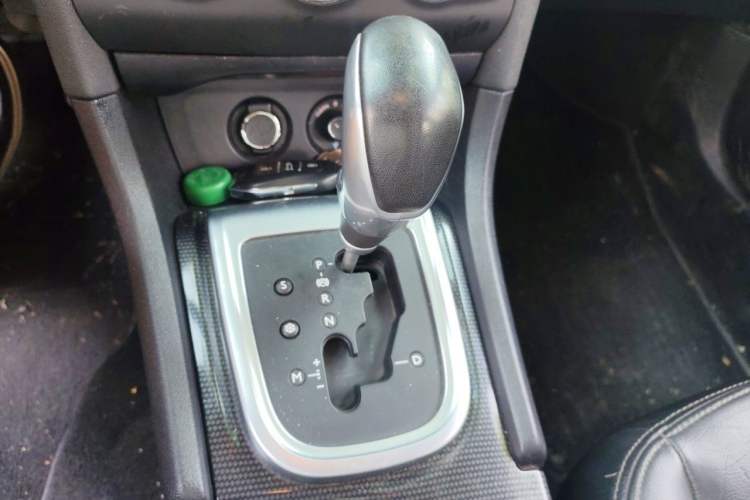 Used Citroen C4L 2014 1.8L Intelligent Drive Automatic Dynamic Model Gear Lever