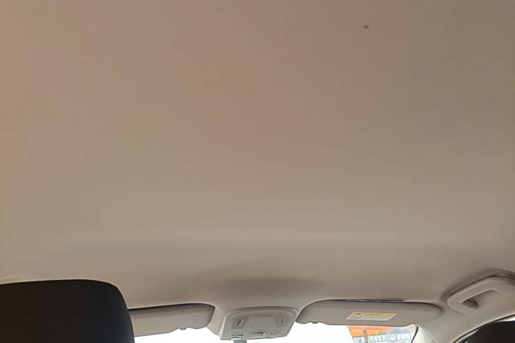 Used Citroen C4L 2014 1.8L Intelligent Drive Automatic Enjoyment Model Headliner