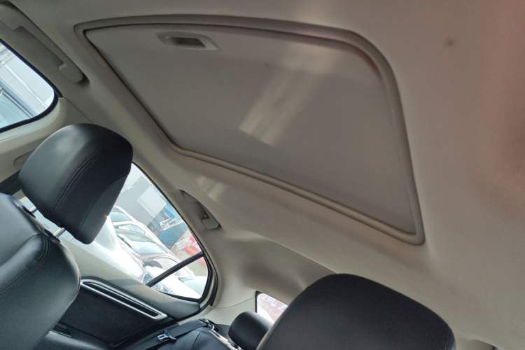 Used Citroen C4L 2014 1.8L Intelligent Drive Manual Enjoyment Model Headliner