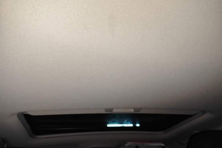 Used Citroen C4L 2014 1.8L Intelligent Drive Automatic Dynamic Model Headliner