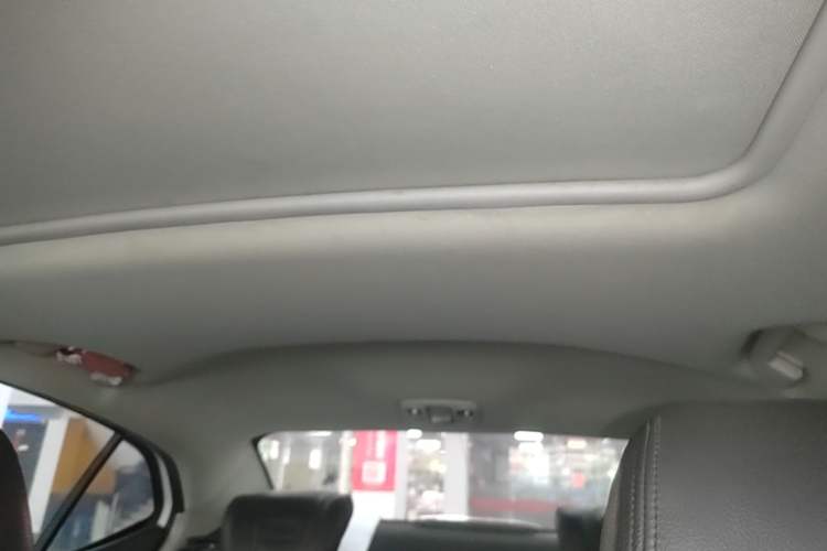Used Citroen C4L 2014 1.8L Intelligent Drive Manual Version – Dynamic Edition Headliner