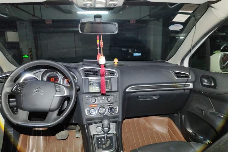 Used Citroen C4L 2014 1.8L Intelligent Drive Automatic Dynamic Model Headliner