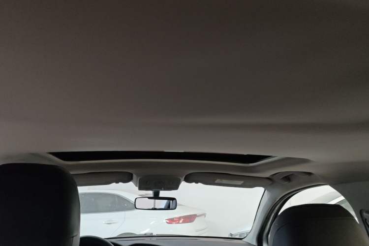 Used Citroen C4L 2014 1.8L Intelligent Drive Automatic Dynamic Model Headliner