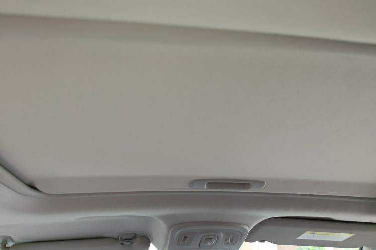 Used Citroen C4L 2014 1.8L Intelligent Drive Automatic Dynamic Model Headliner