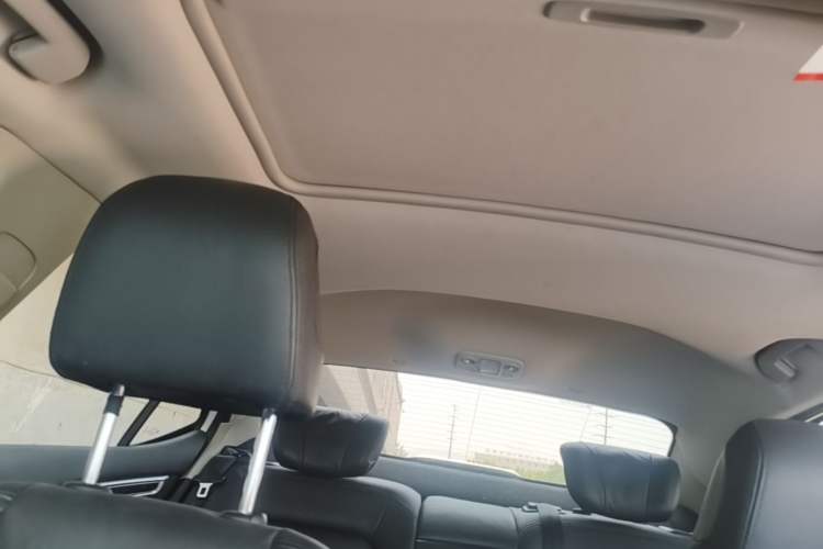 Used Citroen C4L 2014 1.8L Intelligent Drive Automatic Dynamic Model Headliner