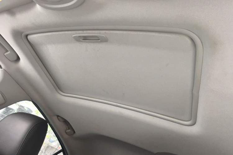 Used Citroen C4L 2014 1.6THP Intelligent Drive Automatic Dynamic Model Headliner