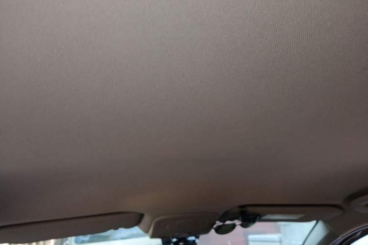 Used Citroen C4L 2014 1.8L Intelligent Drive Manual Enjoyment Model Headliner