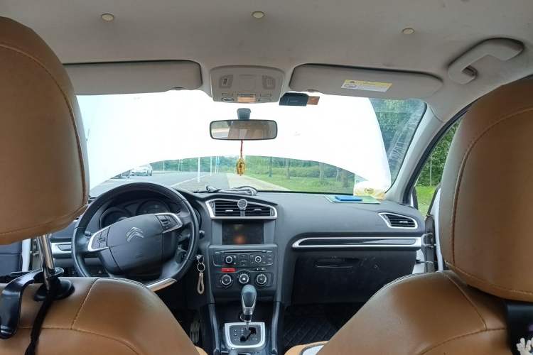 Used Citroen C4L 2014 1.8L Intelligent Drive Automatic Enjoyment Model Headliner