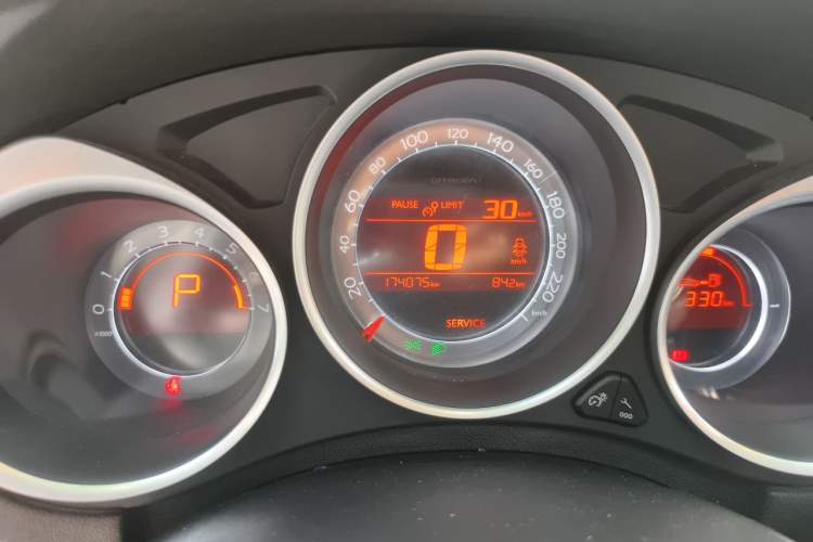 Used Citroen C4L 2014 1.8L Intelligent Drive Automatic Dynamic Model Instrument Cluster