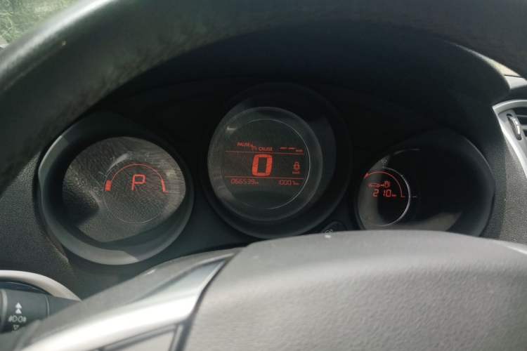 Used Citroen C4L 2014 1.8L Intelligent Drive Automatic Enjoyment Model Instrument Cluster