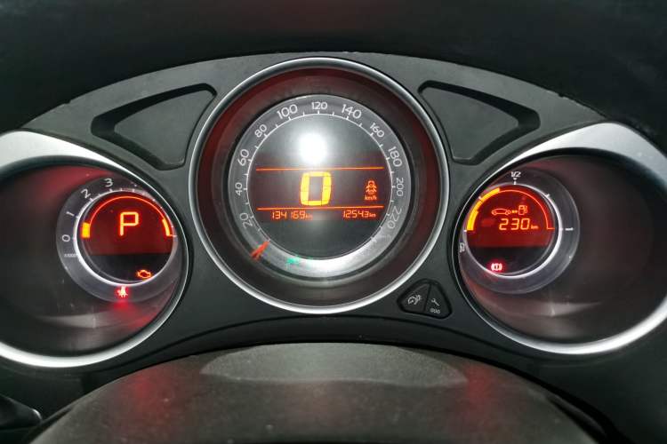 Used Citroen C4L 2014 1.6THP Intelligent Drive Automatic Dynamic Model Instrument Cluster