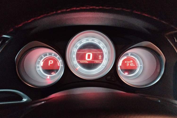 Used Citroen C4L 2014 1.8L Intelligent Drive Automatic Dynamic Model Instrument Cluster