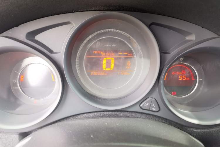 Used Citroen C4L 2014 1.8L Intelligent Drive Automatic Enjoyment Model Instrument Cluster