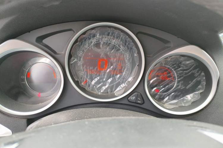 Used Citroen C4L 2014 1.8L Intelligent Drive Manual Version – Dynamic Edition Instrument Cluster