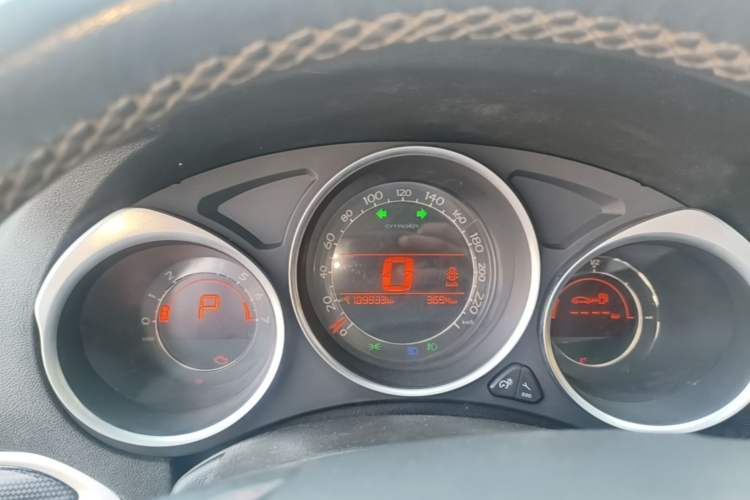 Used Citroen C4L 2014 1.8L Intelligent Drive Automatic Dynamic Model Instrument Cluster