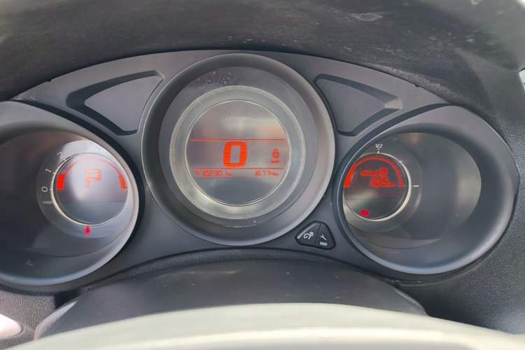 Used Citroen C4L 2014 1.8L Intelligent Drive Automatic Enjoyment Model Instrument Cluster
