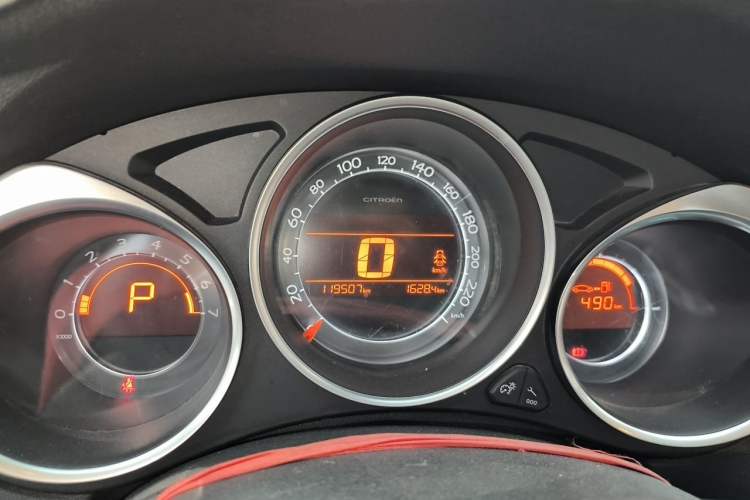 Used Citroen C4L 2014 1.8L Intelligent Drive Automatic Dynamic Model Instrument Cluster
