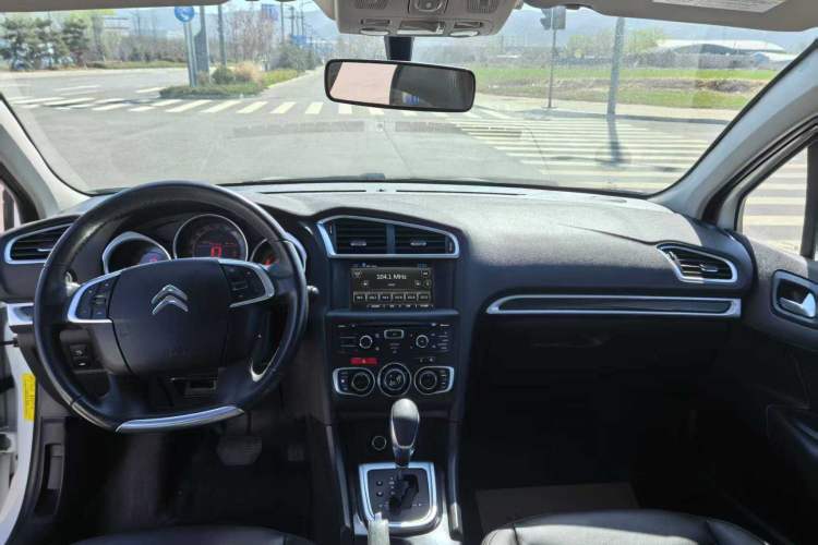 Used Citroen C4L 2014 1.6THP Intelligent Drive Automatic Dynamic Model Interior 1