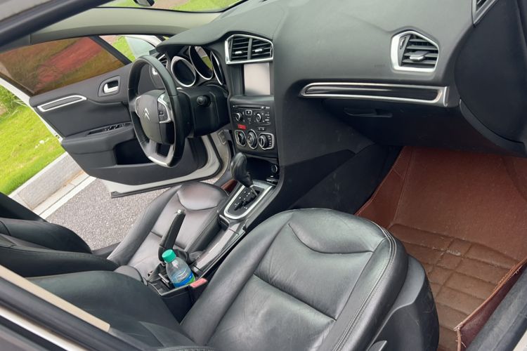 Used Citroen C4L 2014 1.8L Intelligent Drive Automatic Dynamic Model Interior 10