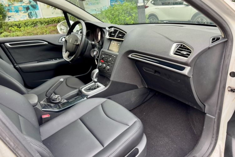Used Citroen C4L 2014 1.8L Intelligent Drive Automatic Enjoyment Model Interior 10