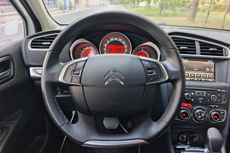 Used Citroen C4L 2014 1.8L Intelligent Drive Automatic Dynamic Model Interior 7