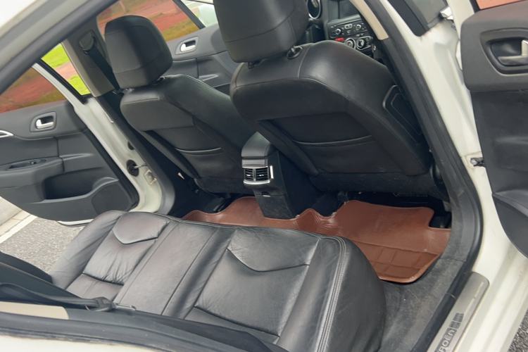 Used Citroen C4L 2014 1.8L Intelligent Drive Automatic Dynamic Model Interior 8