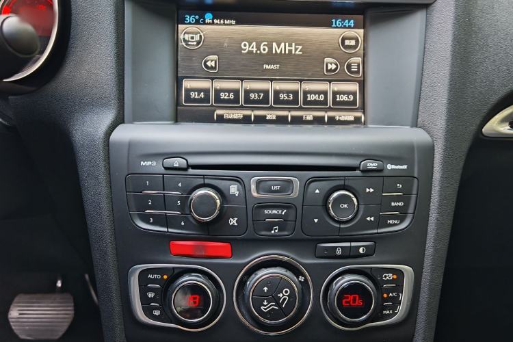 Used Citroen C4L 2014 1.8L Intelligent Drive Automatic Dynamic Model Interior 8