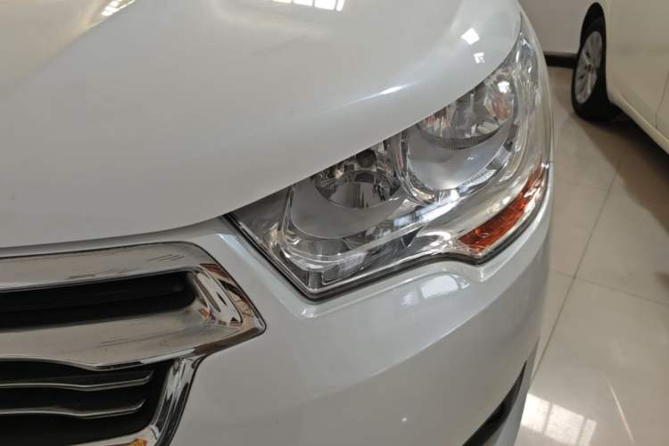Used Citroen C4L 2014 1.8L Intelligent Drive Automatic Dynamic Model Left Front Headlight