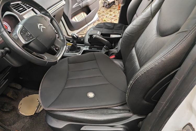 Used Citroen C4L 2014 1.8L Intelligent Drive Manual Version – Dynamic Edition Left Front Seat