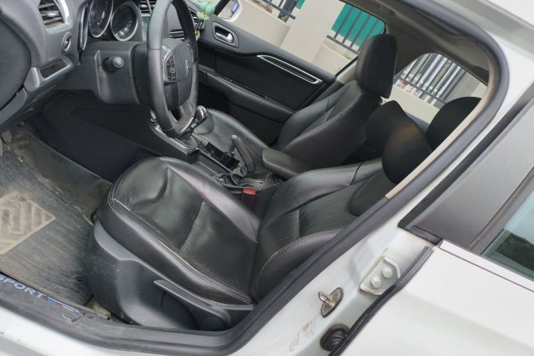 Used Citroen C4L 2014 1.8L Intelligent Drive Manual Version – Dynamic Edition Left Front Seat