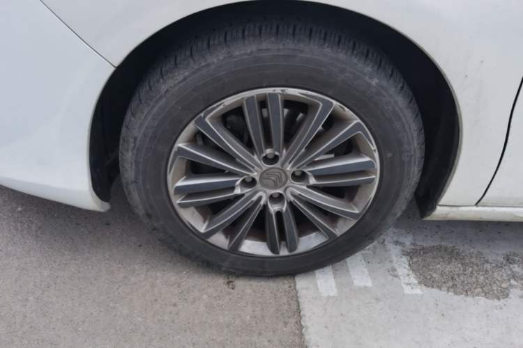 Used Citroen C4L 2014 1.8L Intelligent Drive Manual Enjoyment Model Left Front Wheel Hub