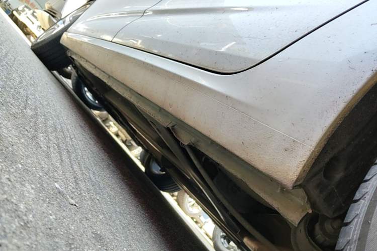 Used Citroen C4L 2014 1.6THP Intelligent Drive Automatic Dynamic Model Left Side Sill