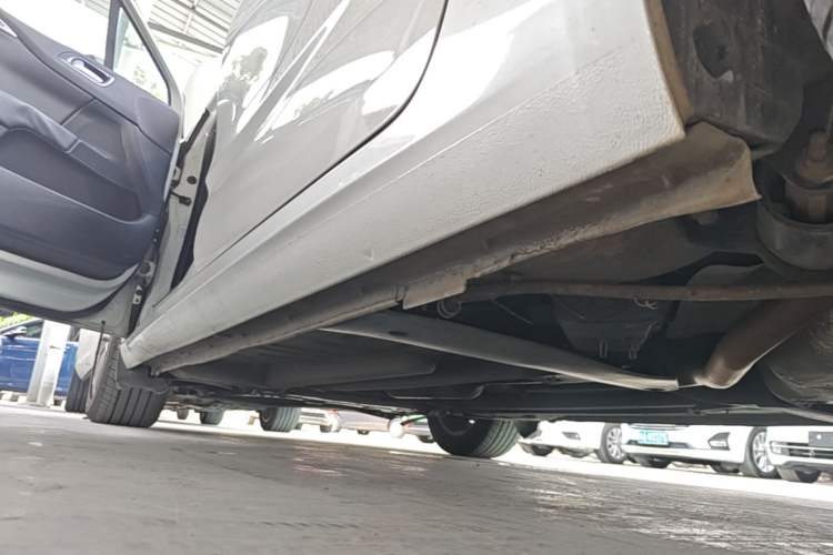 Used Citroen C4L 2014 1.8L Intelligent Drive Automatic Dynamic Model Left Side Sill