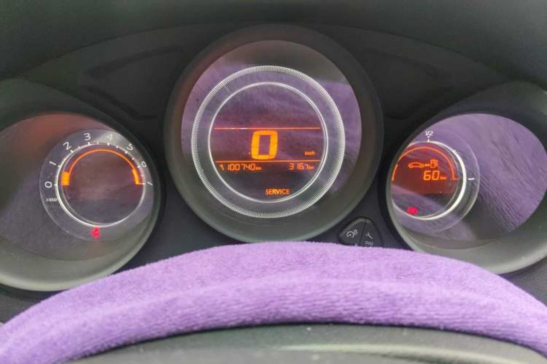 Used Citroen C4L 2014 1.8L Intelligent Drive Manual Enjoyment Model Odometer Close Up