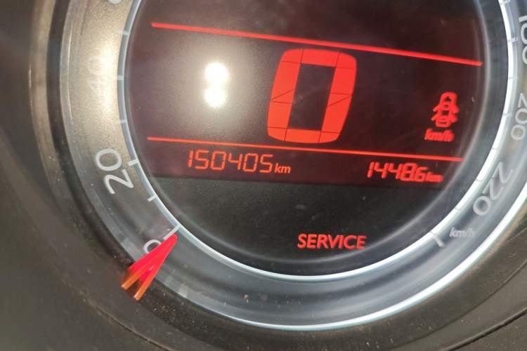 Used Citroen C4L 2014 1.6THP Intelligent Drive Automatic Dynamic Model Odometer Close Up