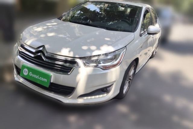 Ojetý Citroen C4L 2014 1.6THP Intelligent Drive Automatic Dynamic Model