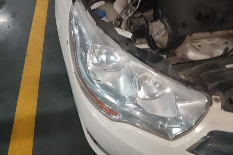 Used Citroen C4L 2014 1.8L Intelligent Drive Automatic Enjoyment Model Right Front Headlight