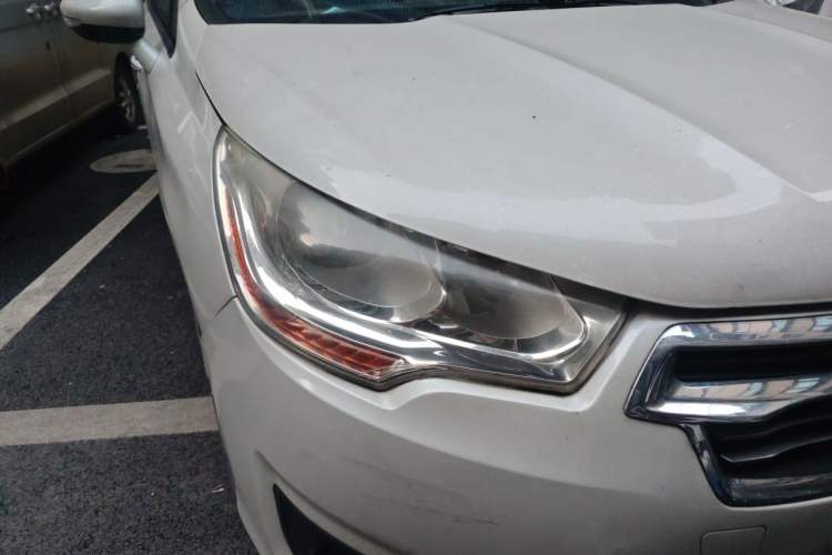 Used Citroen C4L 2014 1.6THP Intelligent Drive Automatic Dynamic Model Right Front Headlight