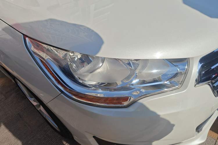 Used Citroen C4L 2014 1.6THP Intelligent Drive Automatic Dynamic Model Right Front Headlight