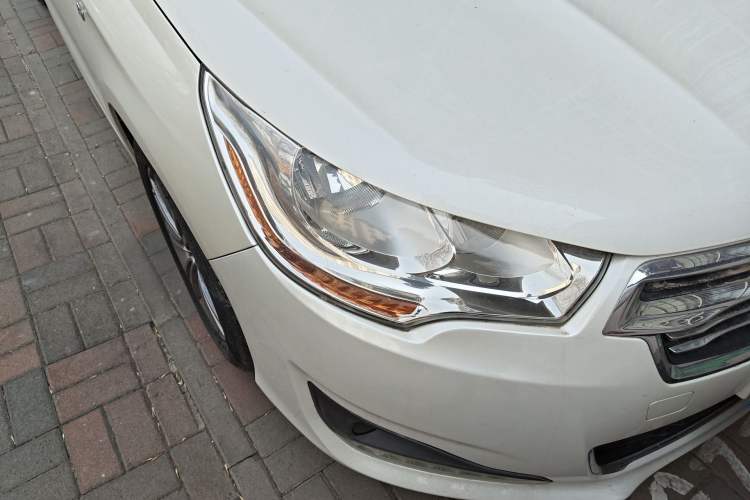Used Citroen C4L 2014 1.8L Intelligent Drive Automatic Dynamic Model Right Front Headlight