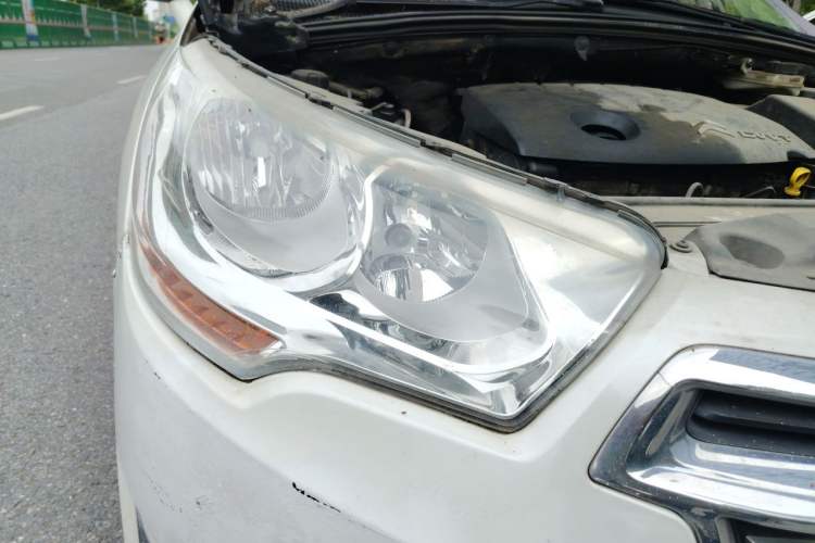 Used Citroen C4L 2014 1.8L Intelligent Drive Automatic Dynamic Model Right Front Headlight