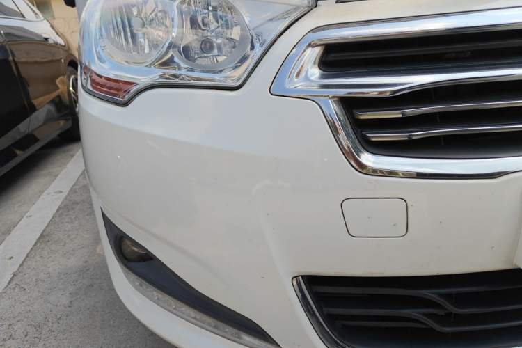 Used Citroen C4L 2014 1.6THP Intelligent Drive Automatic Dynamic Model Right Front Headlight
