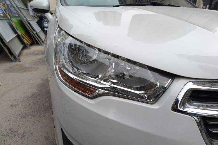 Used Citroen C4L 2014 1.8L Intelligent Drive Manual Enjoyment Model Right Front Headlight